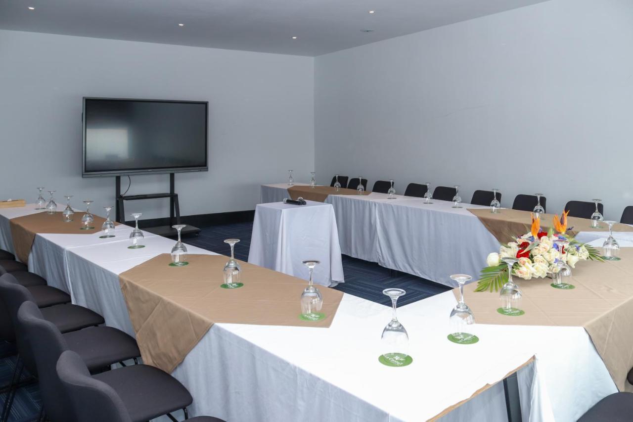 Le Centell Hotel&Spa Antananarivo Buitenkant foto